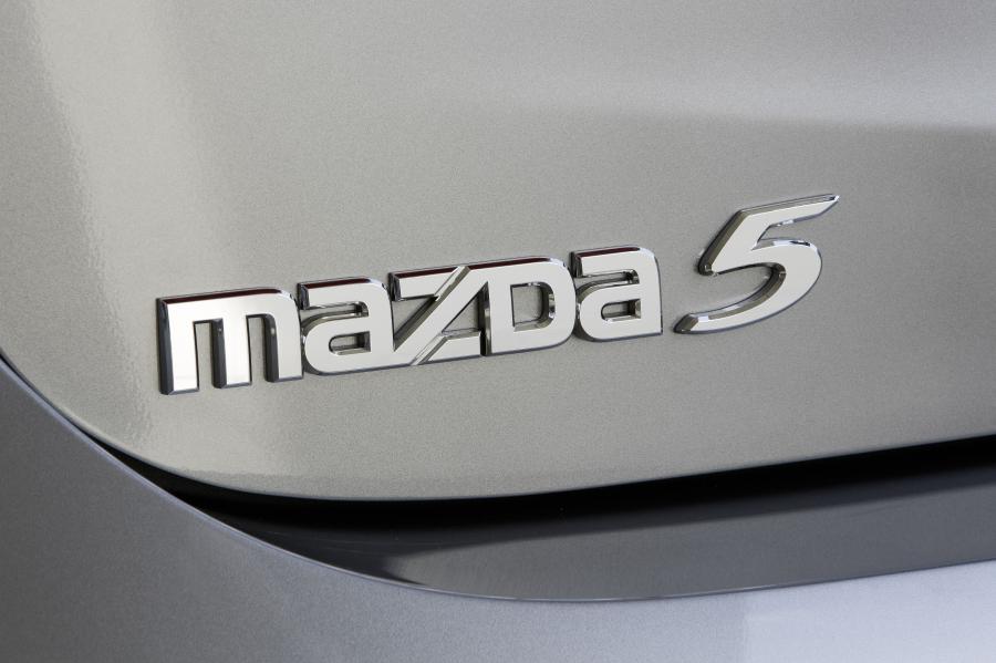  Mazda5 2013 года  (фото 10 из 29)